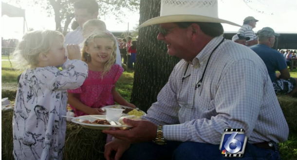 Tree lighting and Ranch Hand Festival this weekend in Kingsville